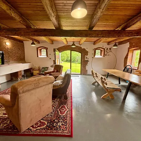 Pod Debem Lodge